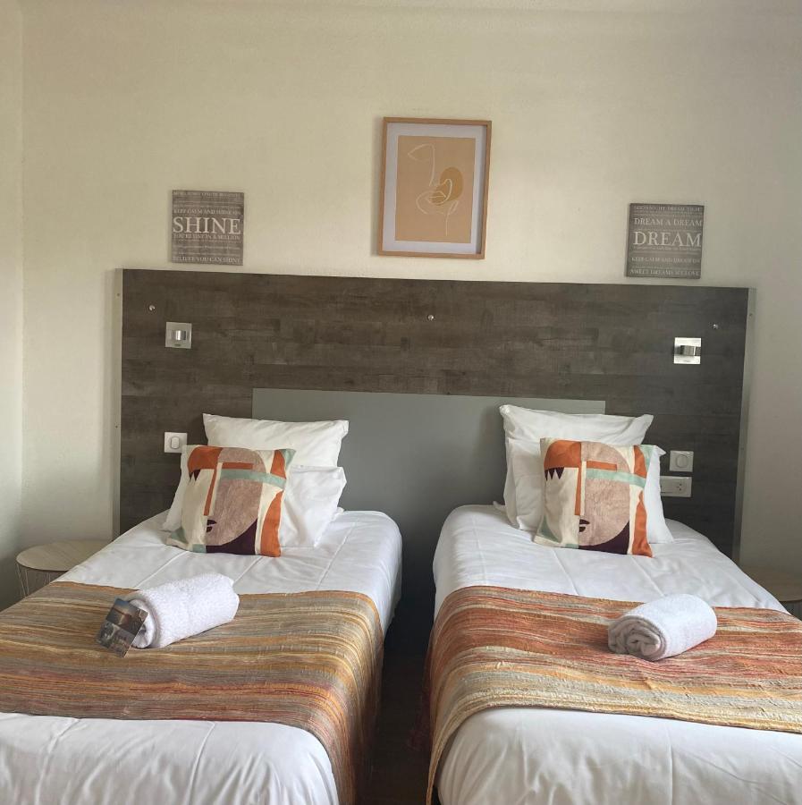 Hotel Saint Georges, Face A La Mer กาเนต์-อ็อง-รูสซียง ภายนอก รูปภาพ