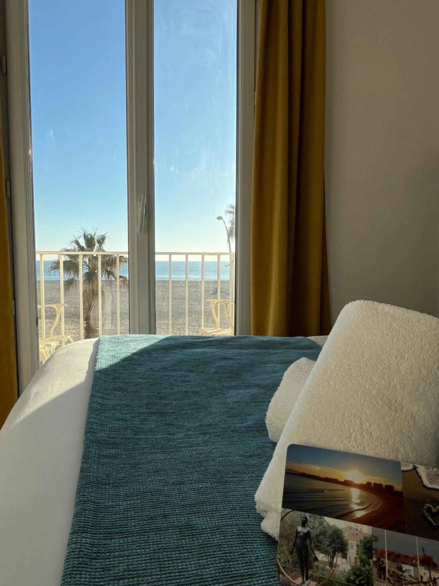Hotel Saint Georges, Face A La Mer กาเนต์-อ็อง-รูสซียง ภายนอก รูปภาพ